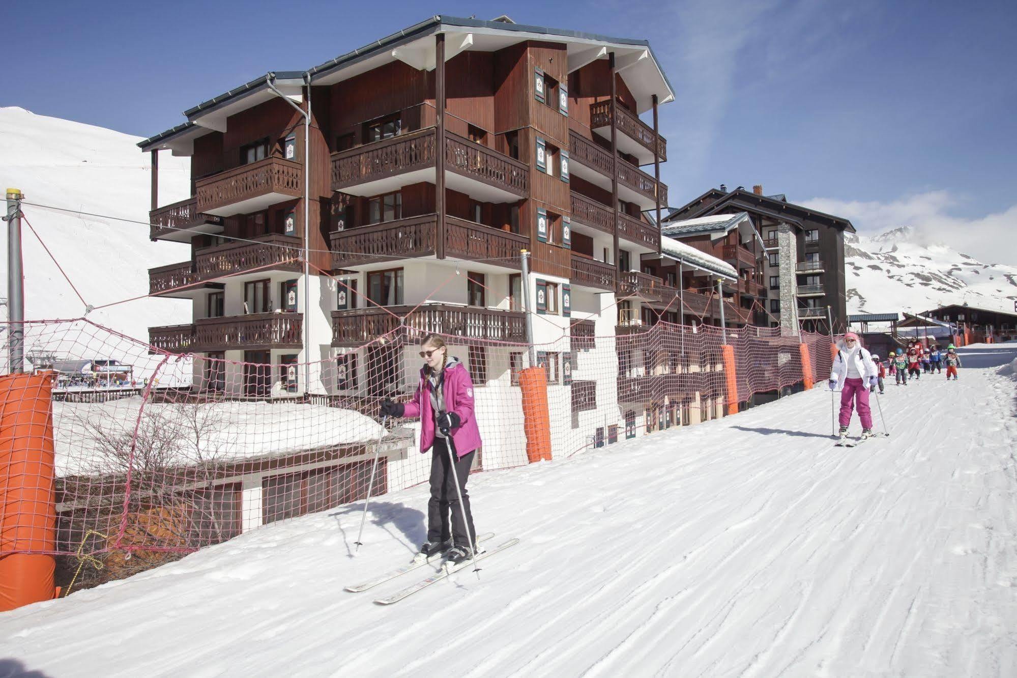 Residence Odalys Le Rond Point Des Pistes Тин Екстериор снимка